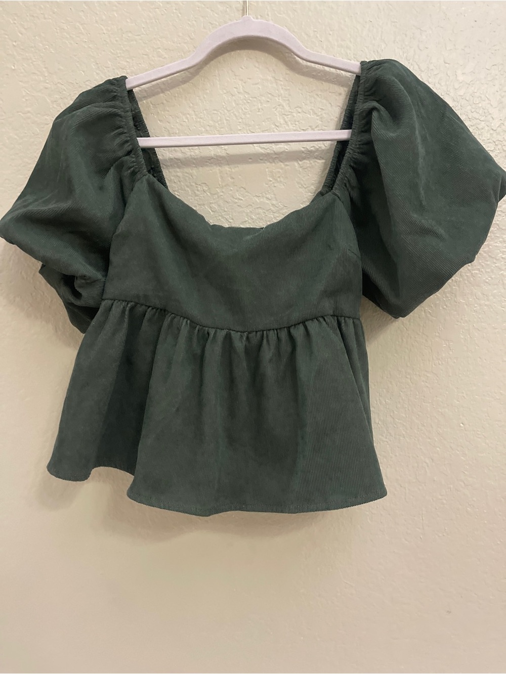 Audrey Parks Francesca's Green Corduroy Puff Sleeve Peplum Top Size Medium
